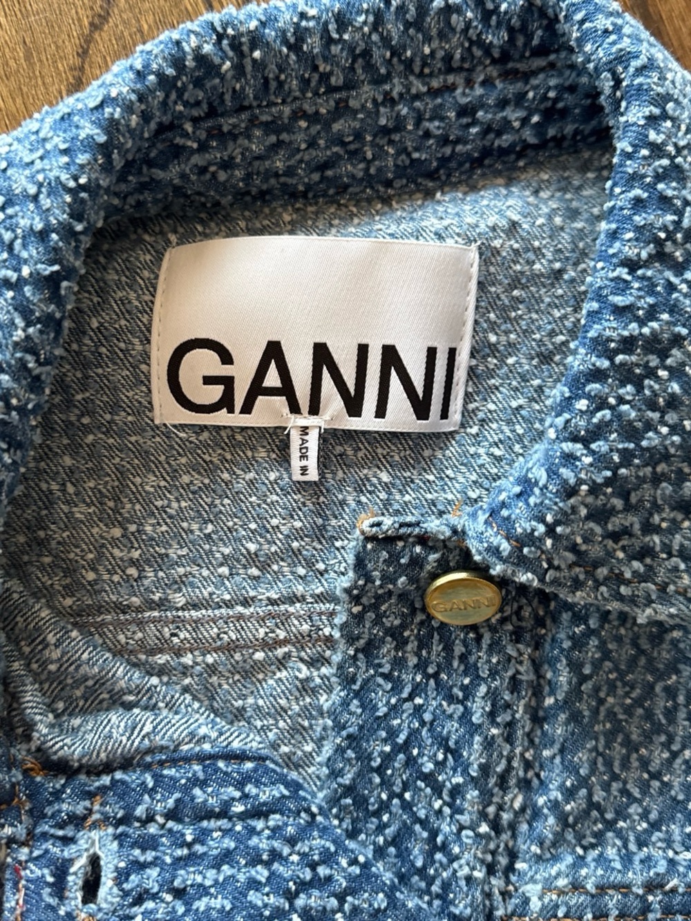 Ganni Blue Tweed Button-Front Sleeveless Top with Gold Buttons - Picture 3 of 6
